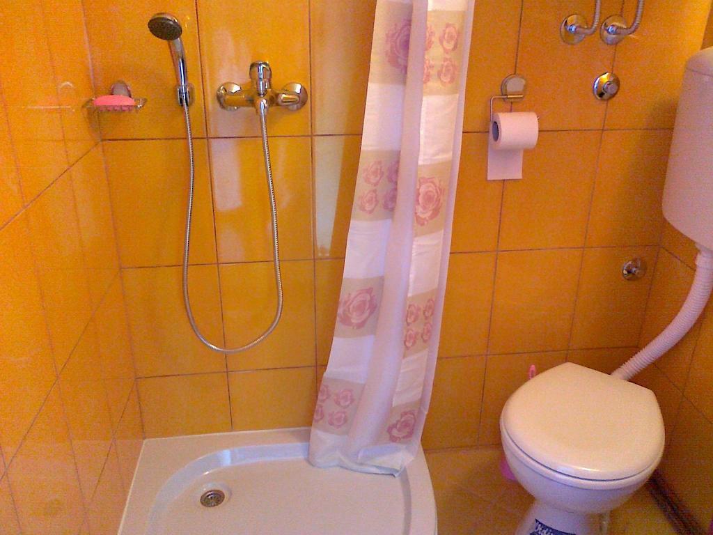 Hostel M Belgrad Oda fotoğraf