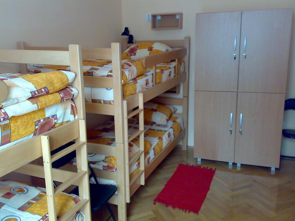 Hostel M Belgrad Oda fotoğraf